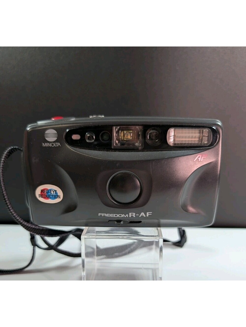 Minolta Black Freedom R AF 35mm Film Point Shoot Camera Autofocus Red Eye